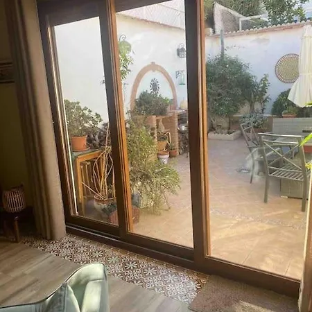 Holiday home Beautiful Home, 3 Double Bedrooms, And *