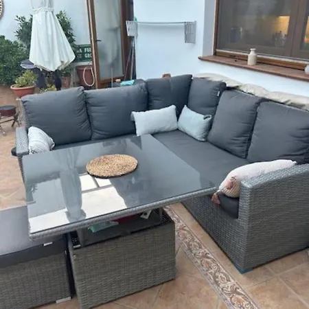 Beautiful Home, 3 Double Bedrooms, And Holiday home Alicante