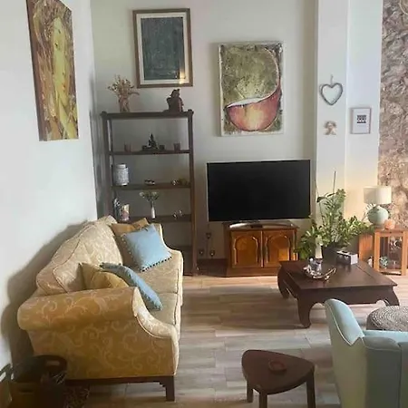 Beautiful Home, 3 Double Bedrooms, And * Alicante