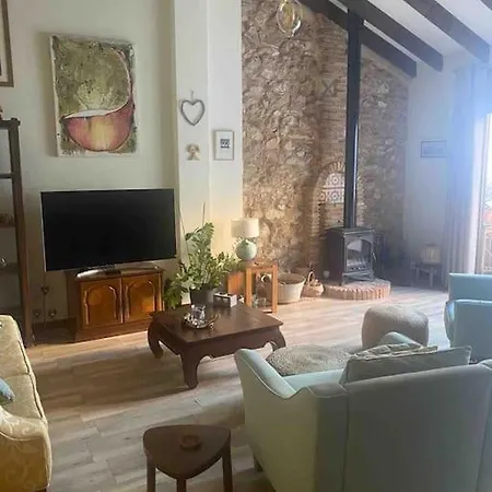 Beautiful Home, 3 Double Bedrooms, And Alicante